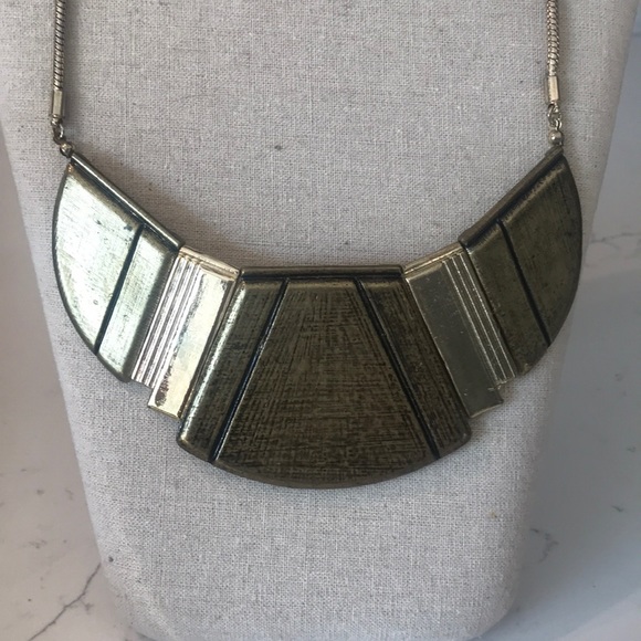 3/$24 Gold Statement Necklace - Picture 2 of 2